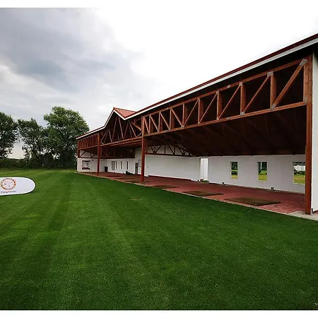 Golf Lisia Polana Szálloda 3*