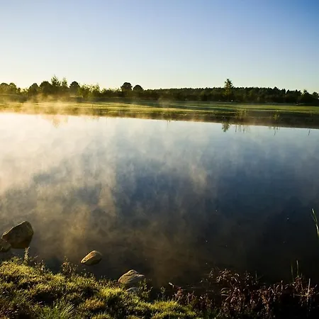 Golf Lisia Polana Отель Pomocnia
